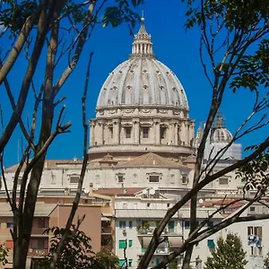 Apartment St Peter's View, Rome