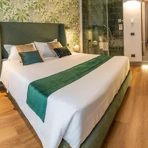 Castel Sant'angelo Luxury & Tour Πανσιόν