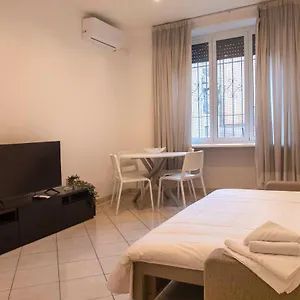 Iv House Roma