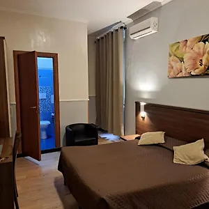 Leone Ξενοδοχείο