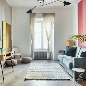 Apartamento Clausim Domus: New Brightful Flat Next To The Vatican, Roma